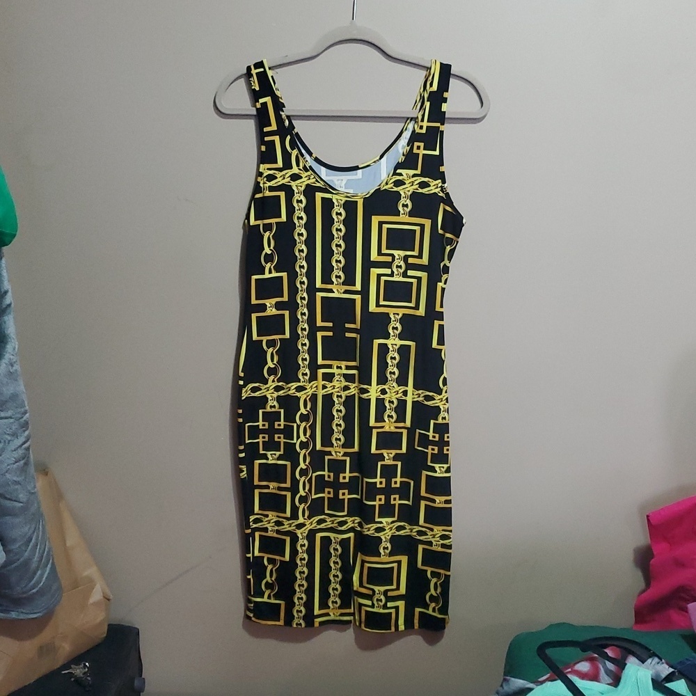 Absolutely love it chain print dress size xl